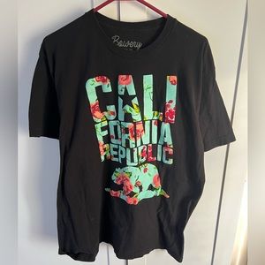 BOWERY SUPPLY CO. XL CALIFORNIA REPUBLIC FLORAL SHIRT. GREAT CONDITION.